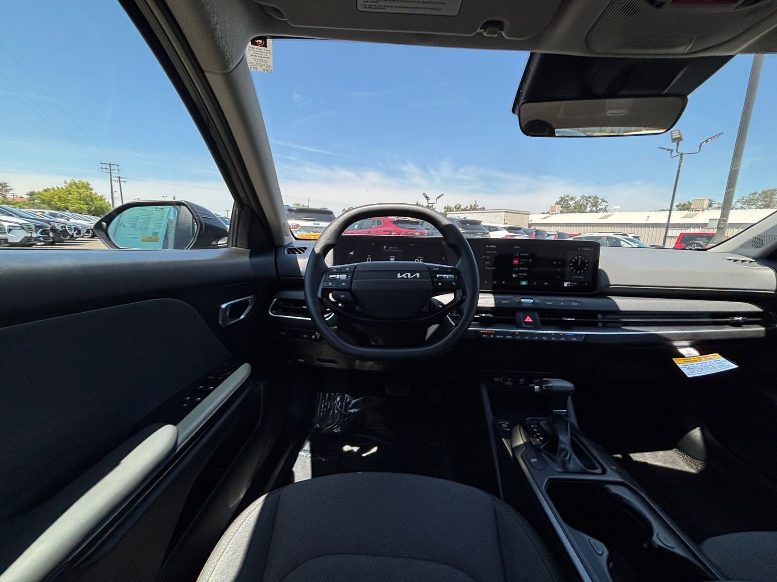 Thumbnail: 2025 Kia K4 - 33