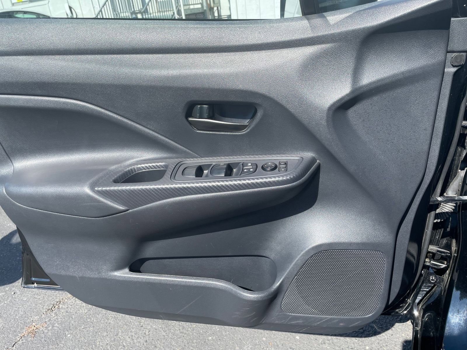 2024 Nissan Versa S 18