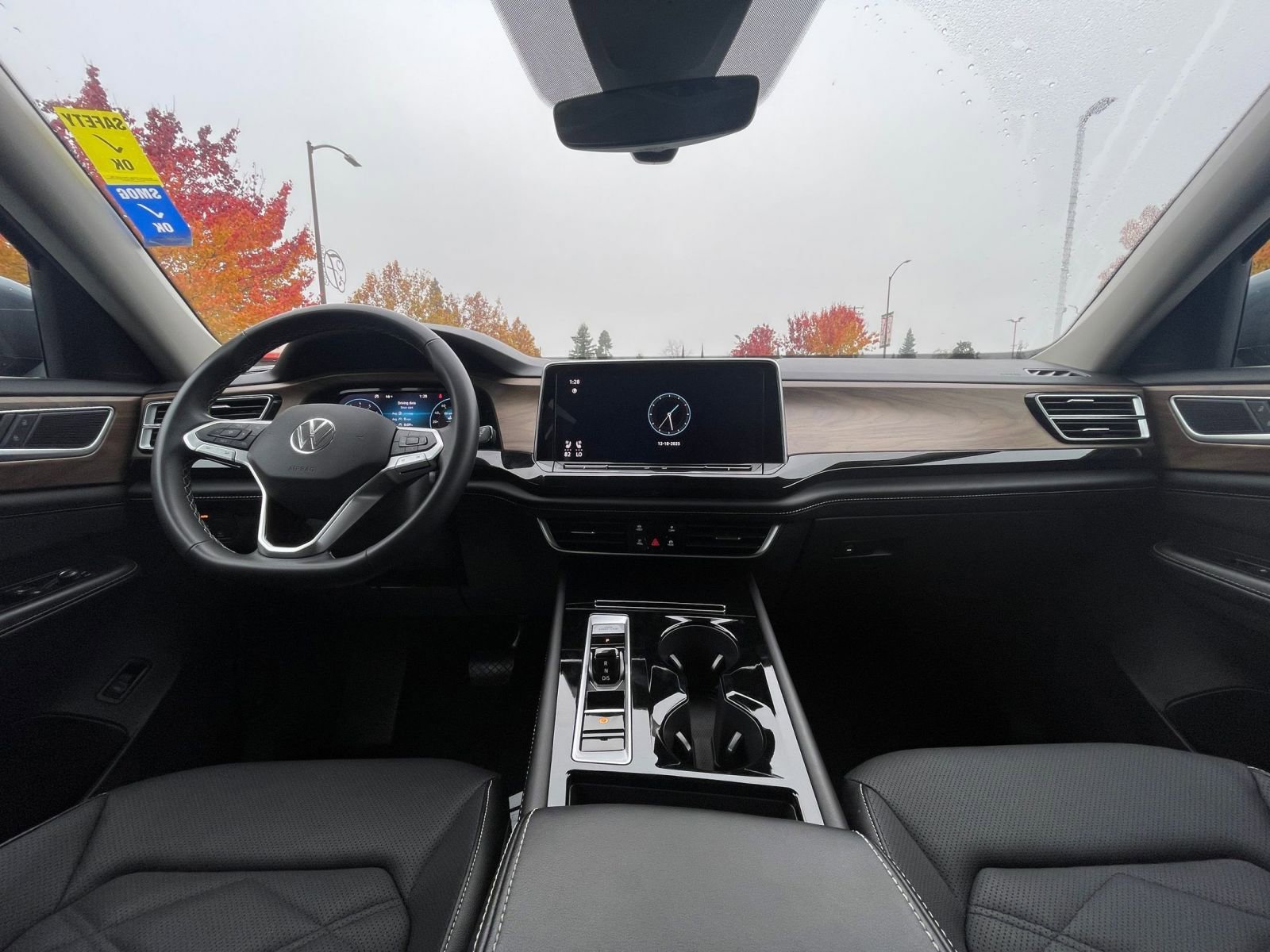 Thumbnail: 2025 Volkswagen Atlas - 33