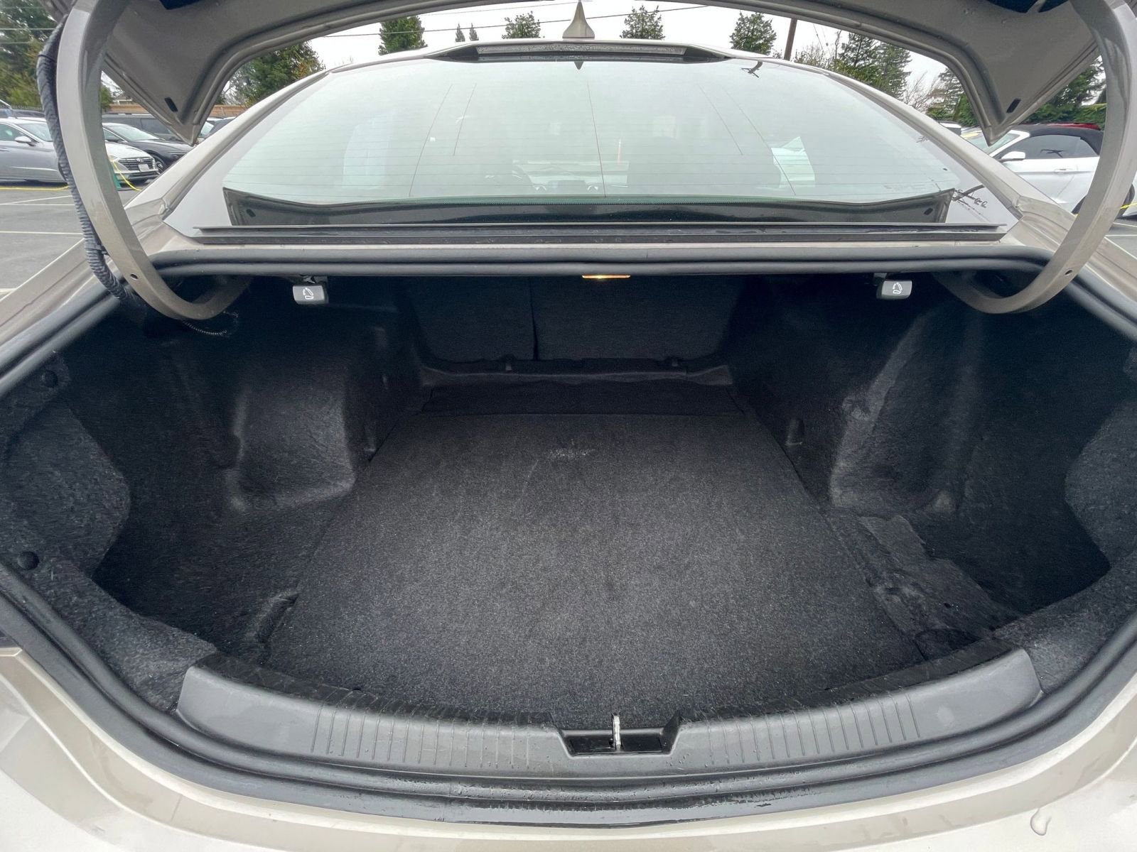 Thumbnail: 2023 Chevrolet Malibu - 25