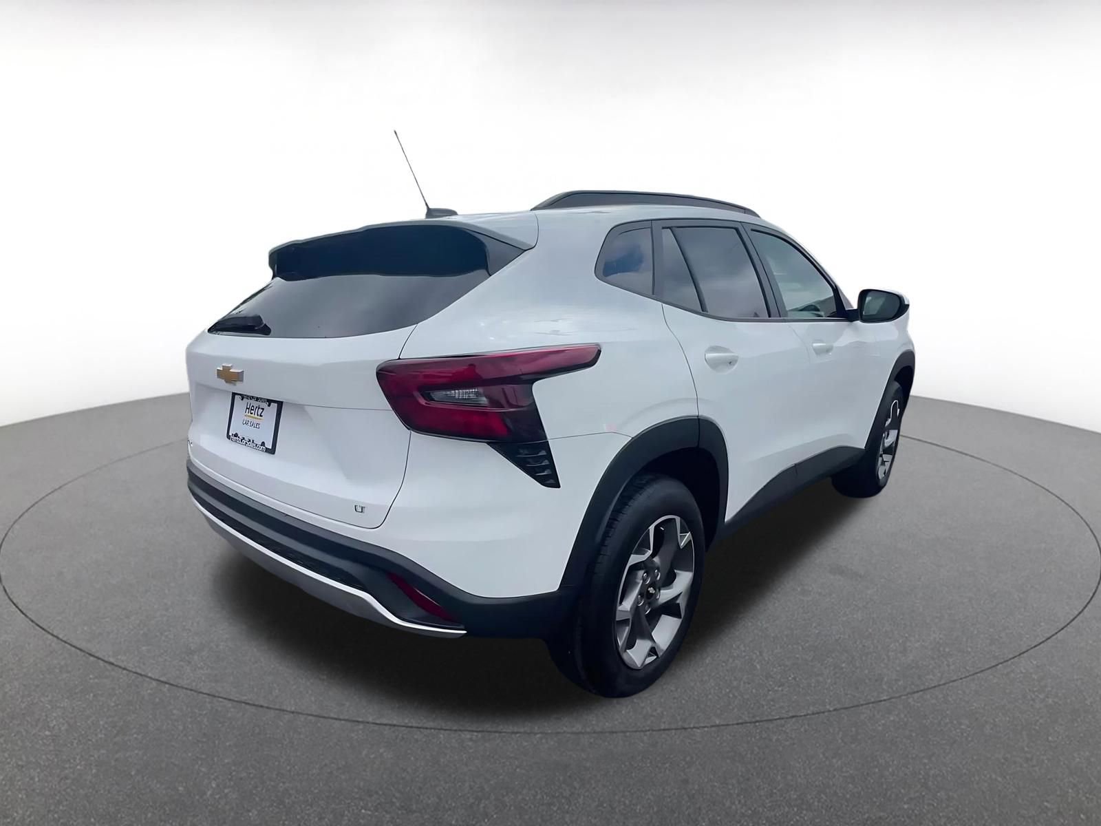 Thumbnail: 2025 Chevrolet Trax - 15