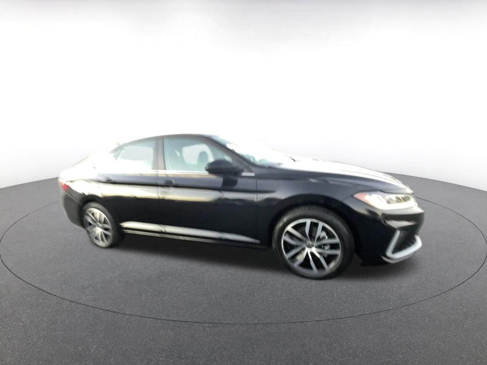 Thumbnail: 2025 Volkswagen Jetta - 2