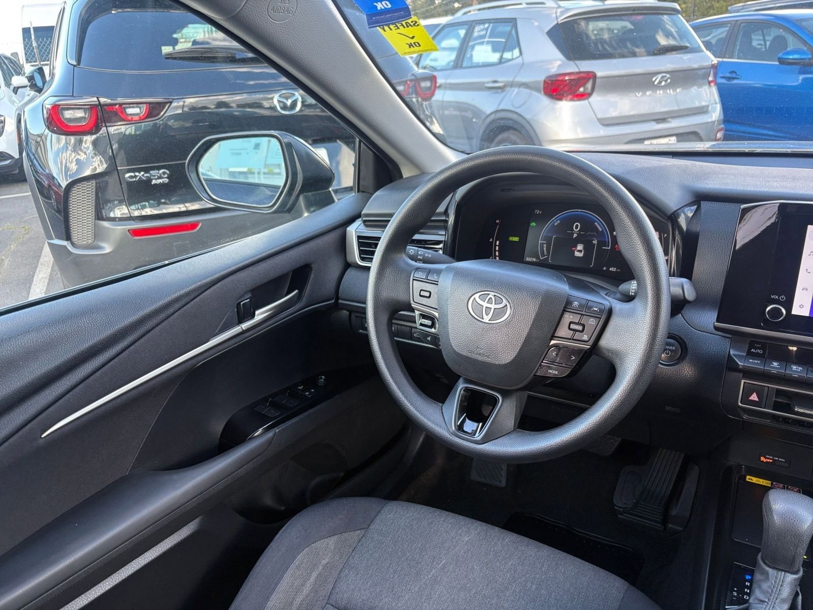 Thumbnail: 2025 Toyota Camry - 33