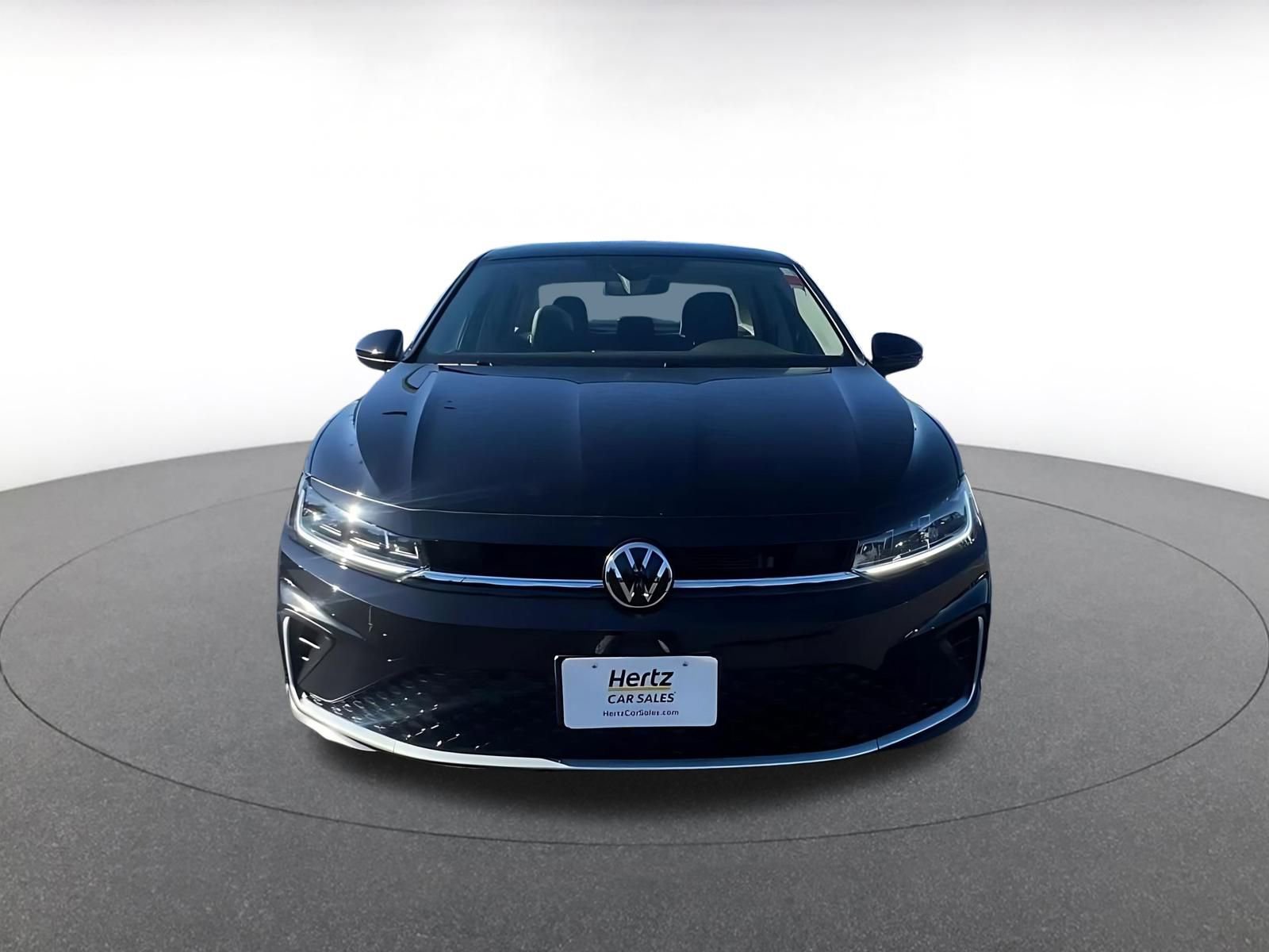 Thumbnail: 2025 Volkswagen Jetta - 3