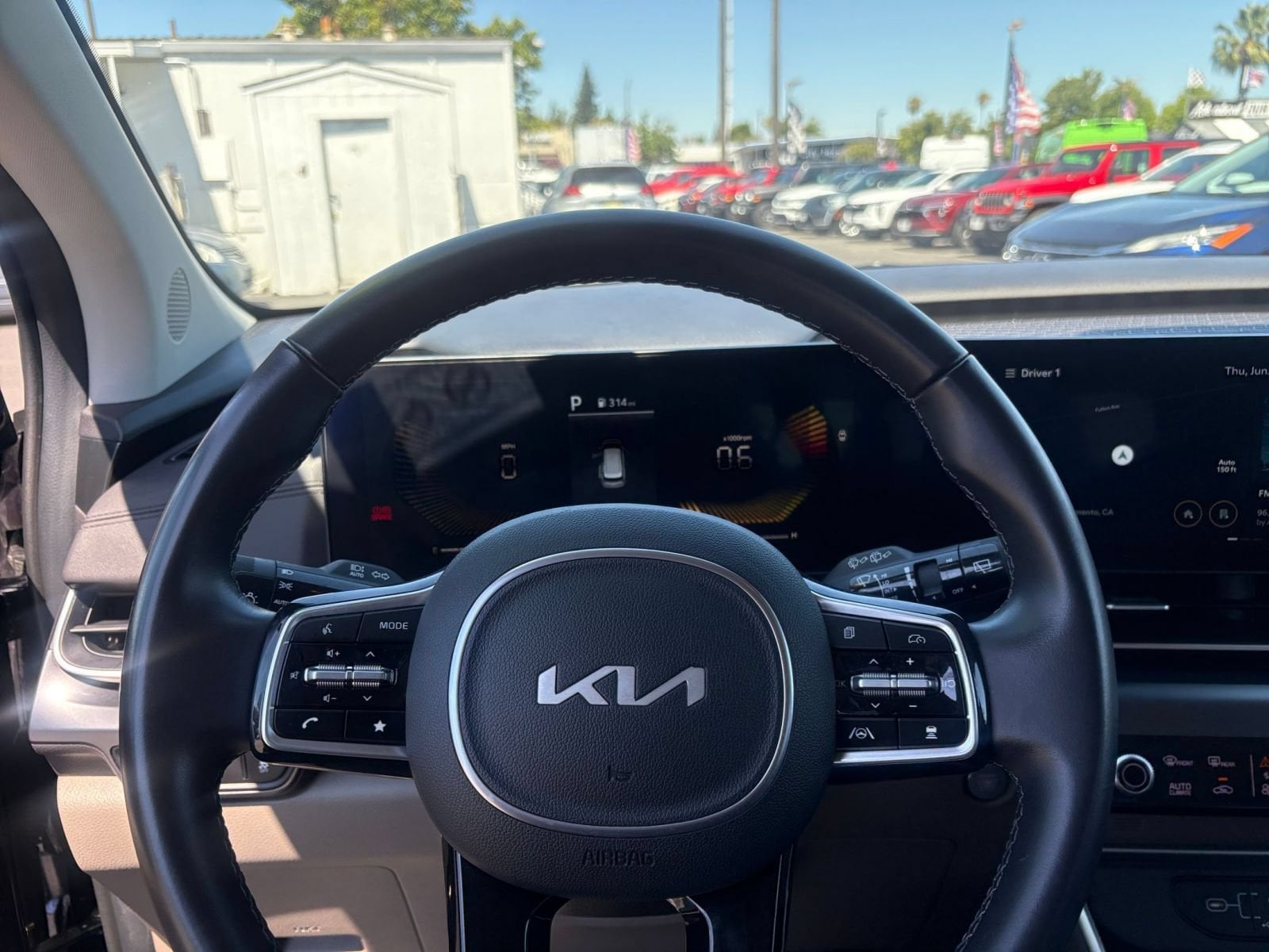 Thumbnail: 2026 Kia Carnival - 30