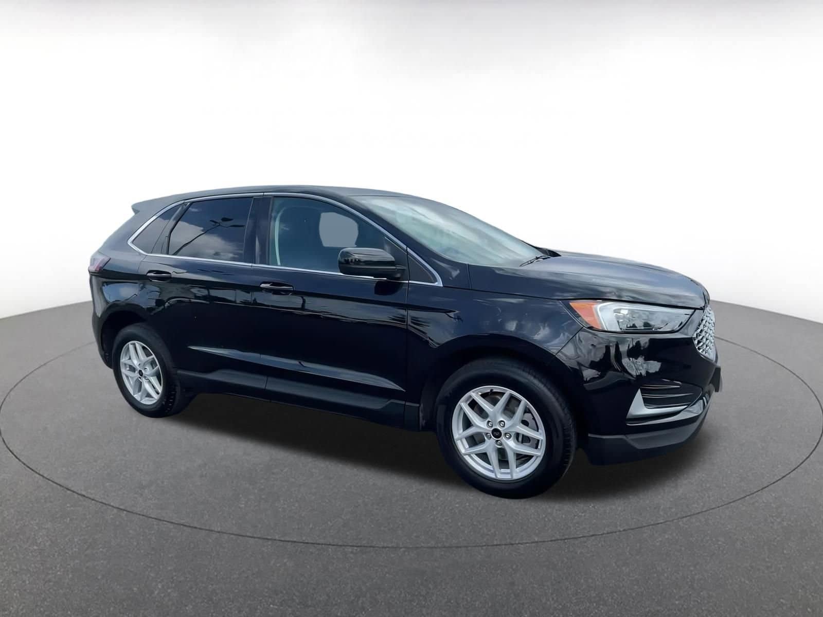 Thumbnail: 2024 Ford Edge - 2