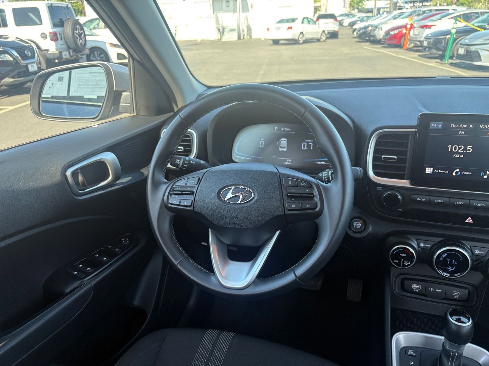 Thumbnail: 2025 Hyundai Venue - 34