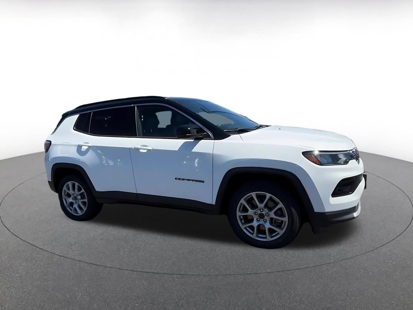 Thumbnail: 2025 Jeep Compass - 2