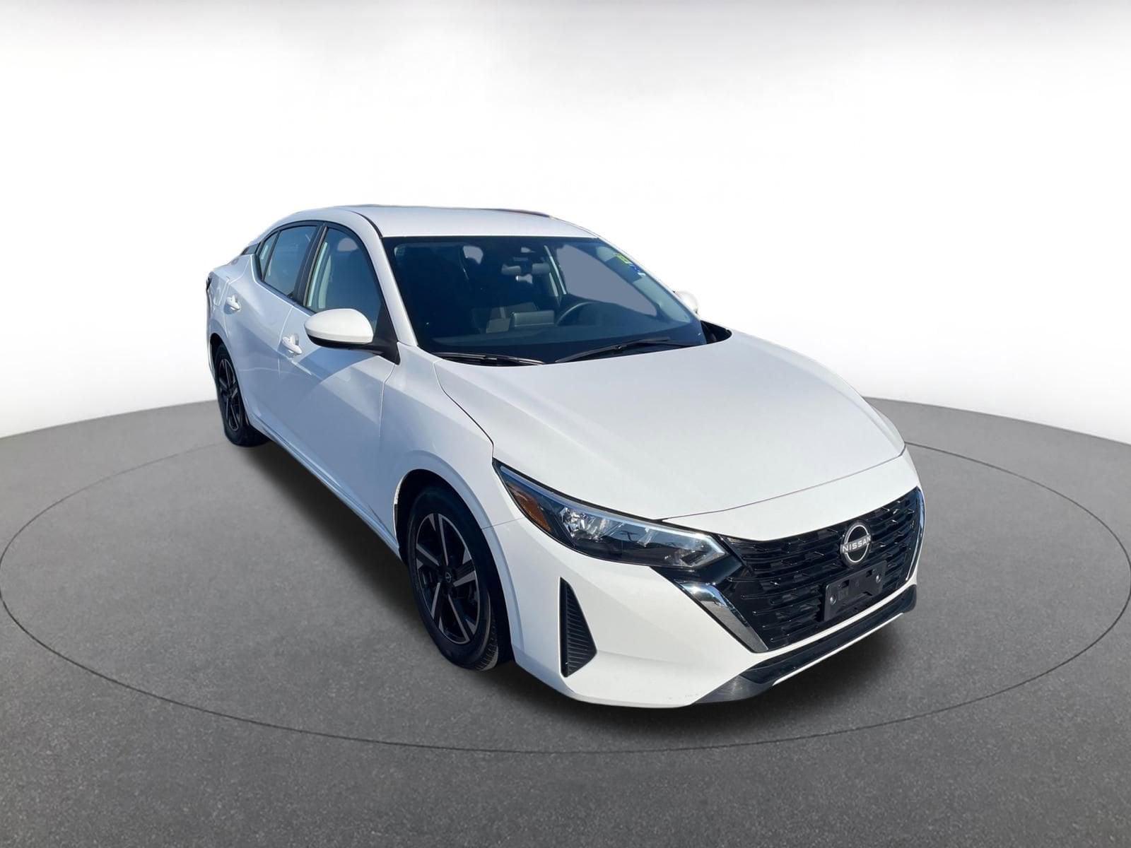 Thumbnail: 2025 Nissan Sentra - 1