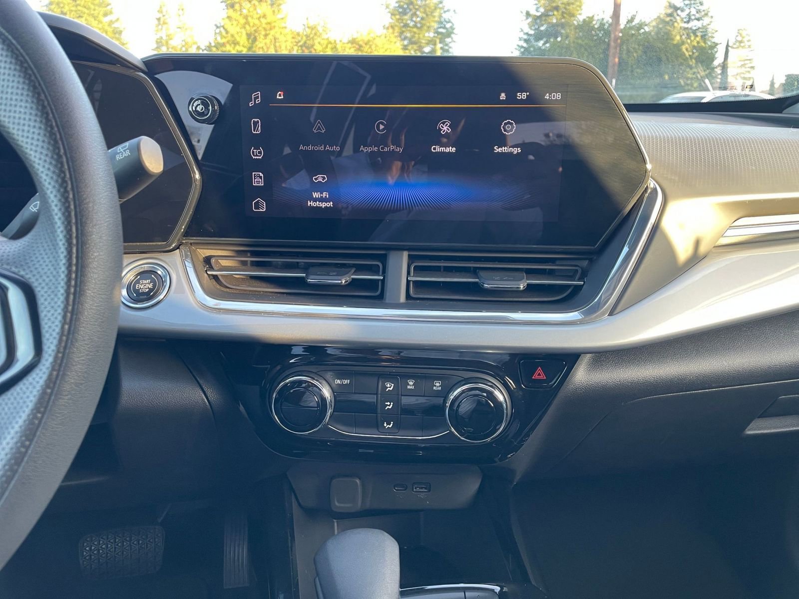 Thumbnail: 2025 Chevrolet Trax - 18