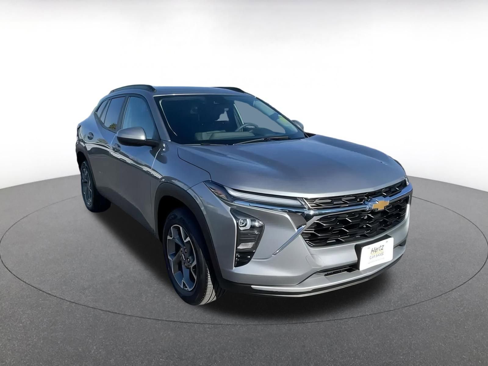 Thumbnail: 2025 Chevrolet Trax - 3