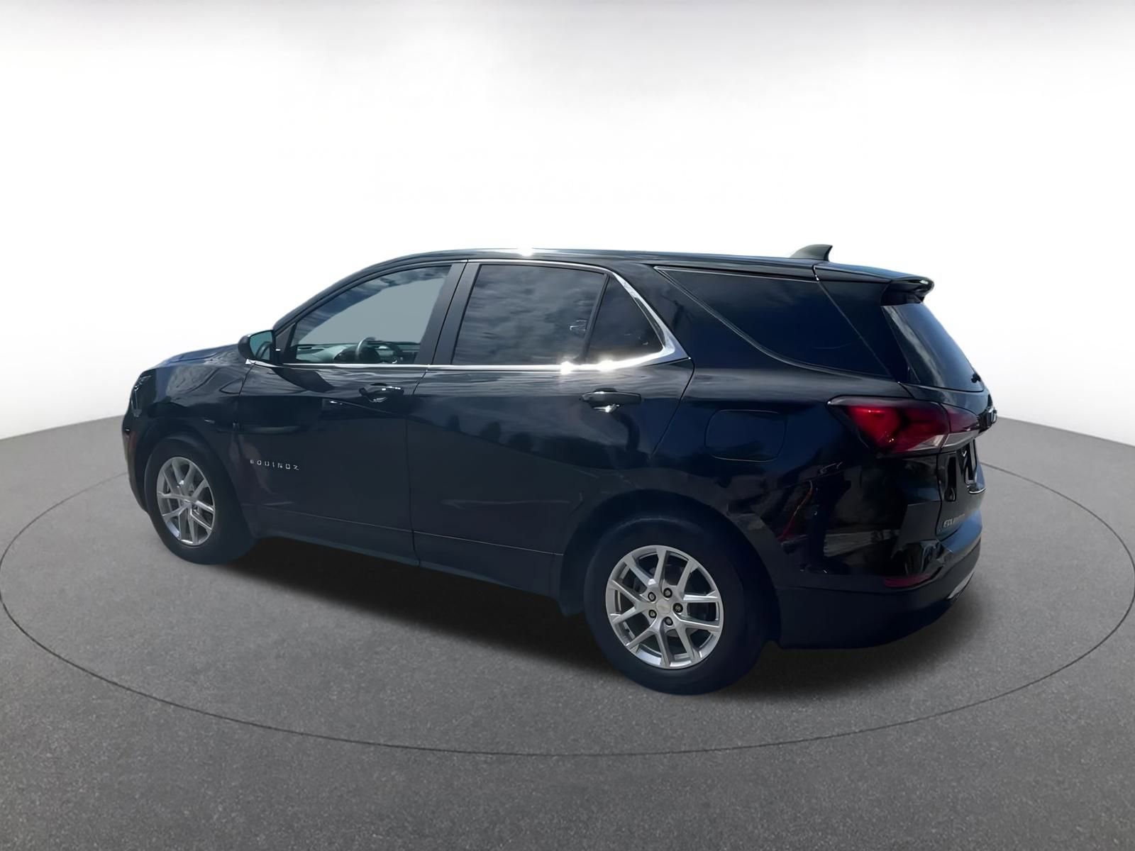 Thumbnail: 2024 Chevrolet Equinox - 10