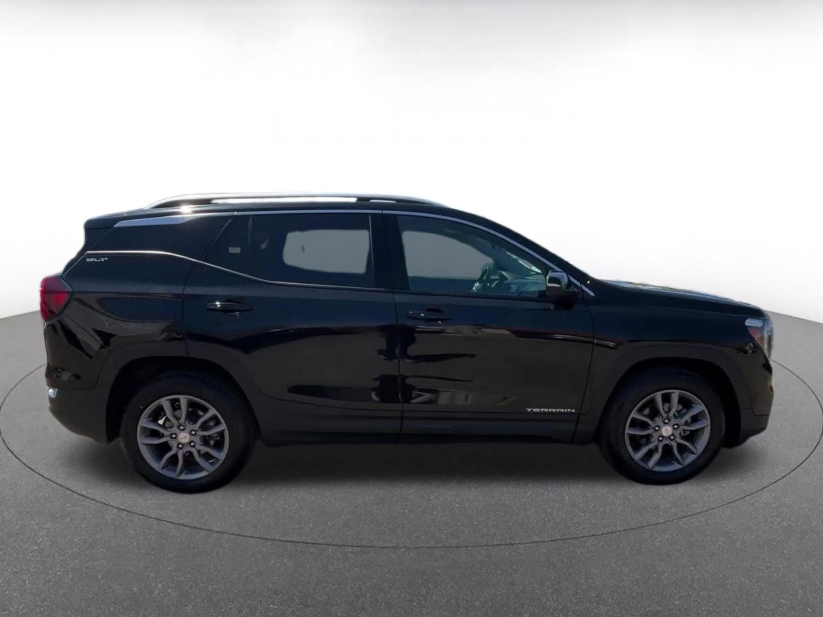 Thumbnail: 2024 GMC Terrain - 16