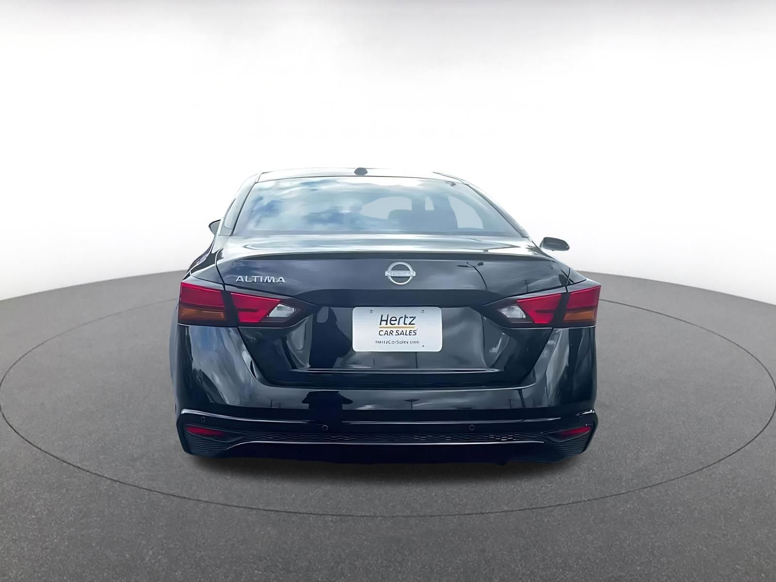 Thumbnail: 2025 Nissan Altima - 12