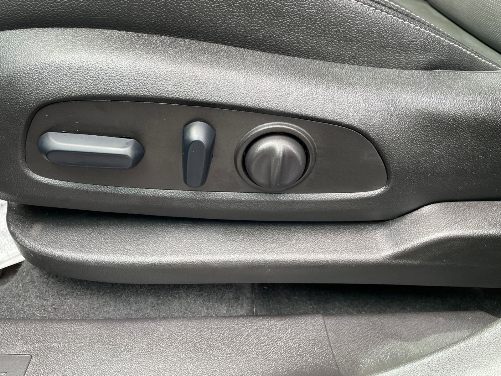 Thumbnail: 2024 GMC Terrain - 22