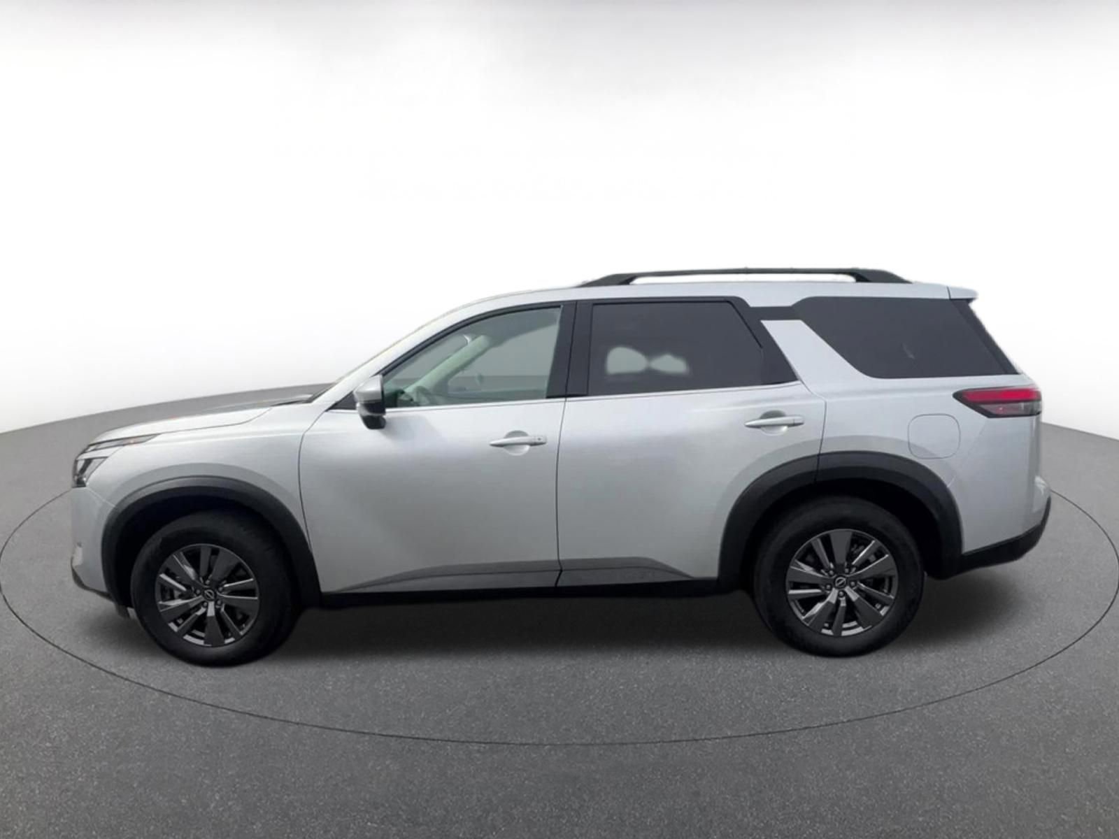 Thumbnail: 2025 Nissan Pathfinder - 9