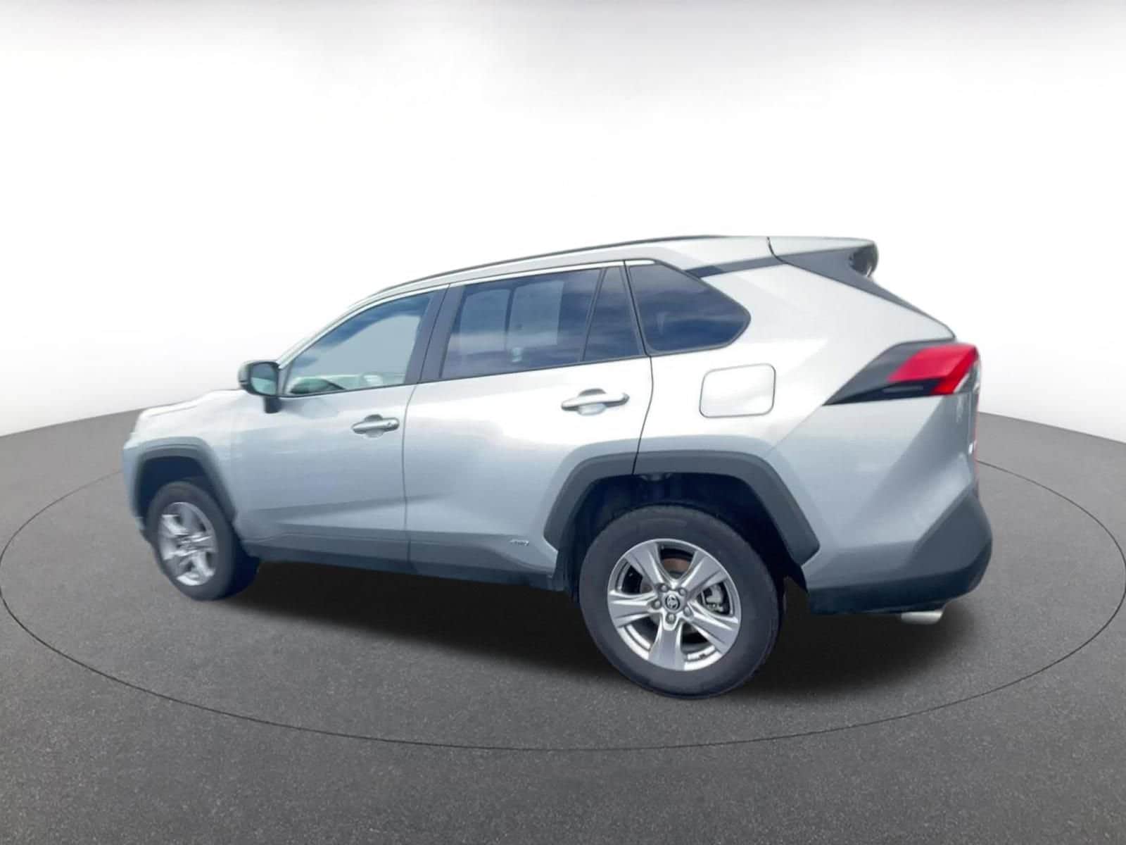 Thumbnail: 2025 Toyota RAV4 - 10