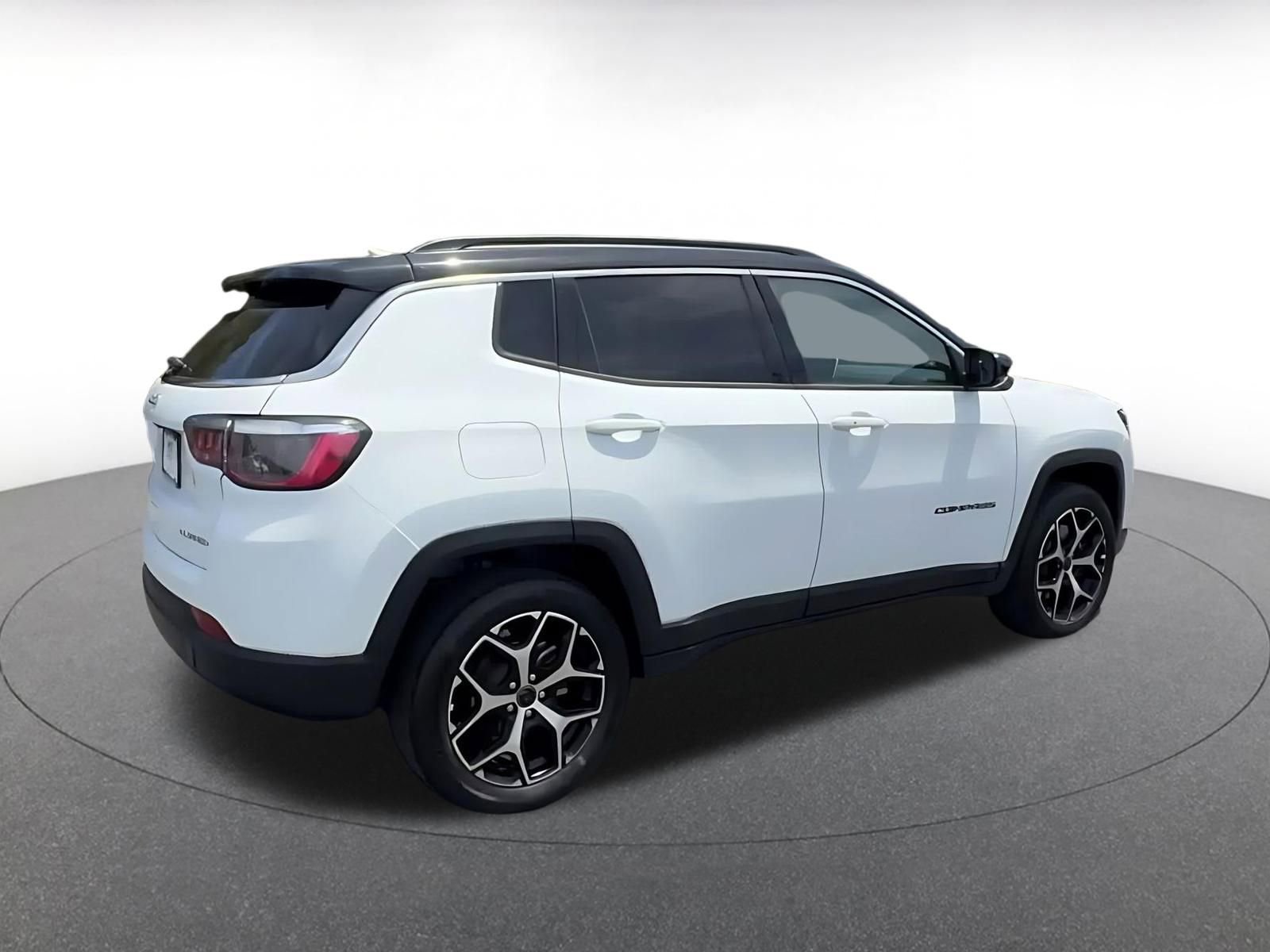 Thumbnail: 2025 Jeep Compass - 15
