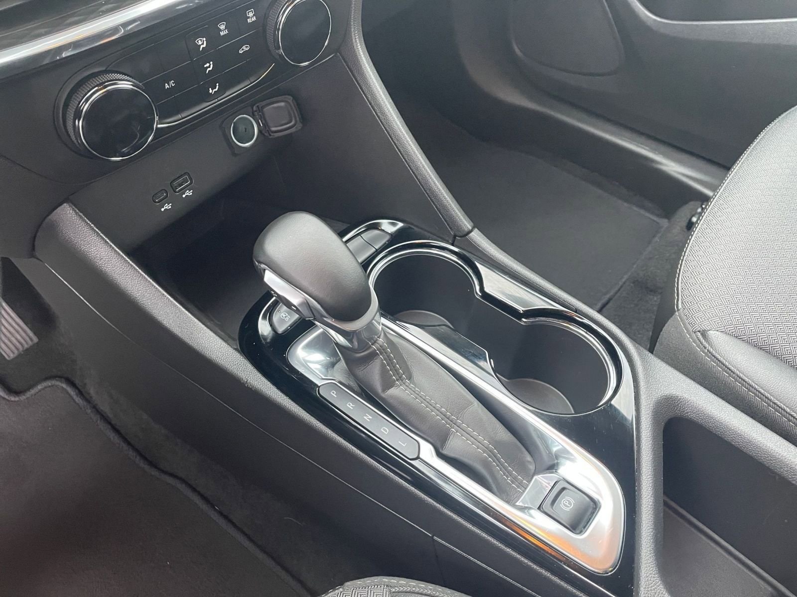 Thumbnail: 2025 Buick Encore GX - 35