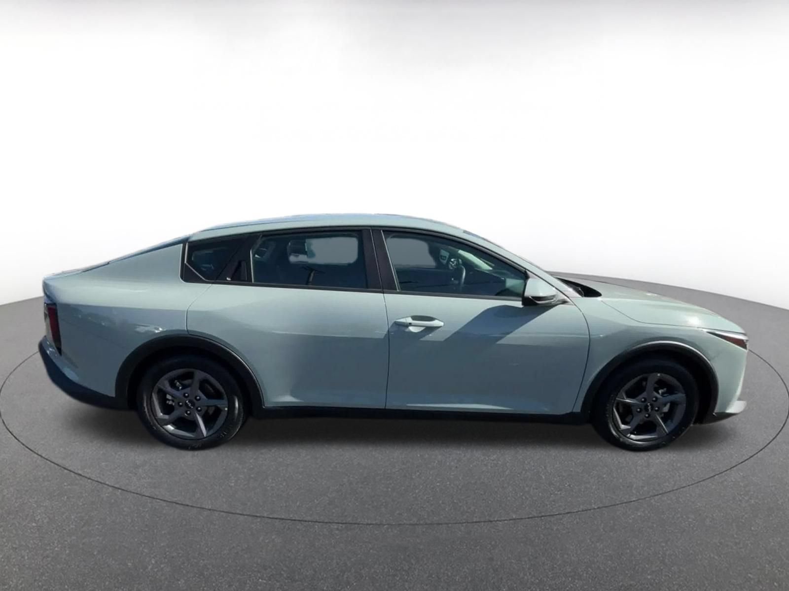 Thumbnail: 2025 Kia K4 - 15