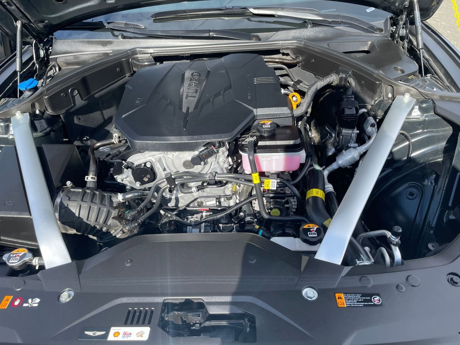 Thumbnail: 2025 Genesis G70 - 32