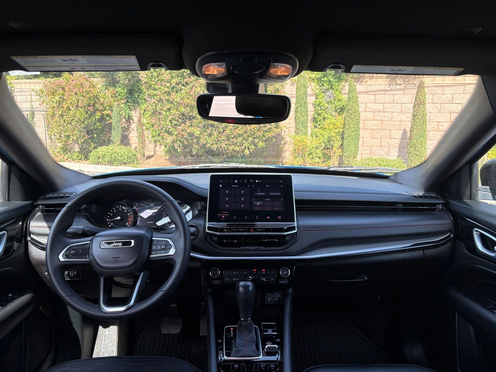 Thumbnail: 2025 Jeep Compass - 32