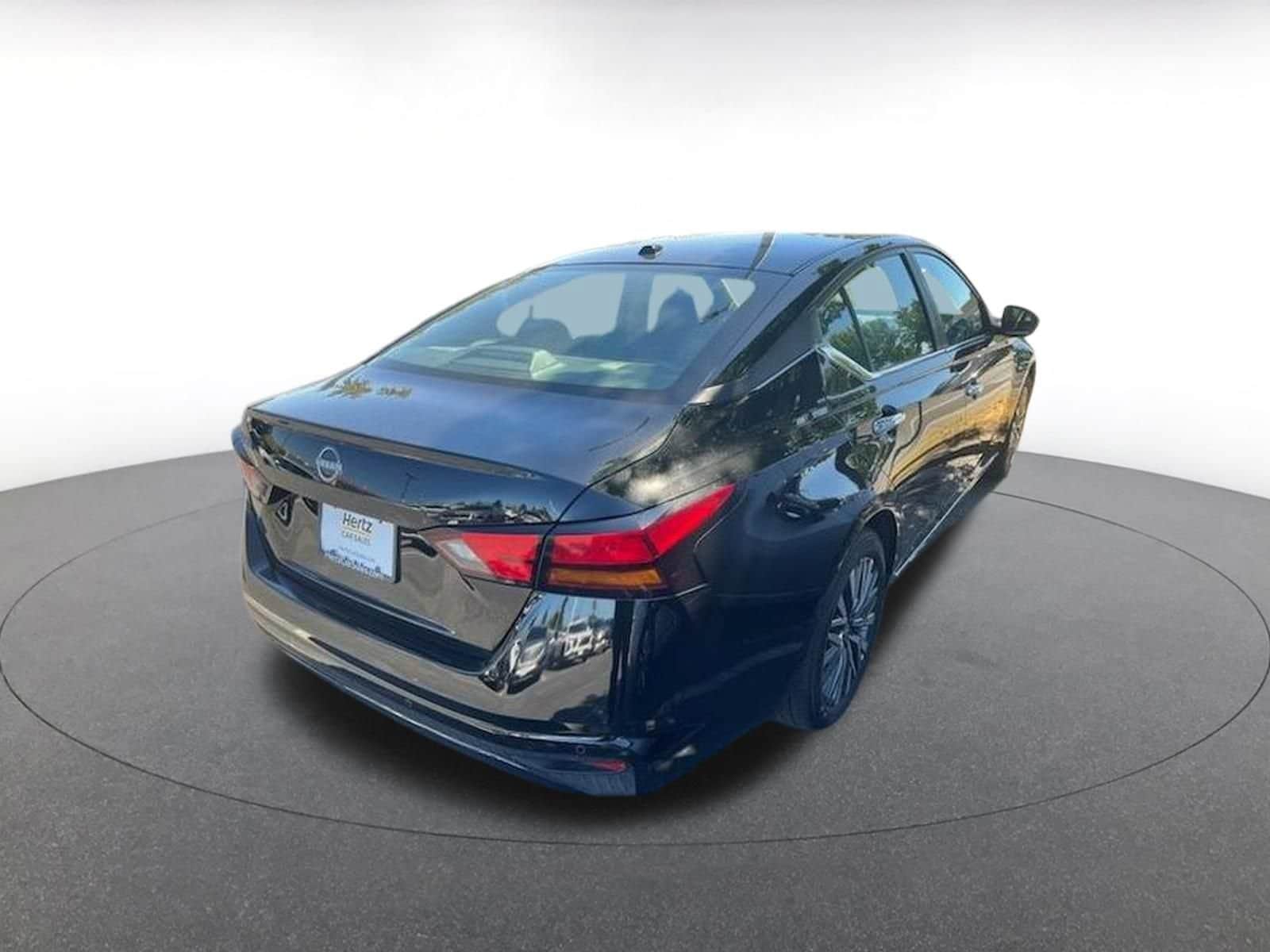 Thumbnail: 2025 Nissan Altima - 4