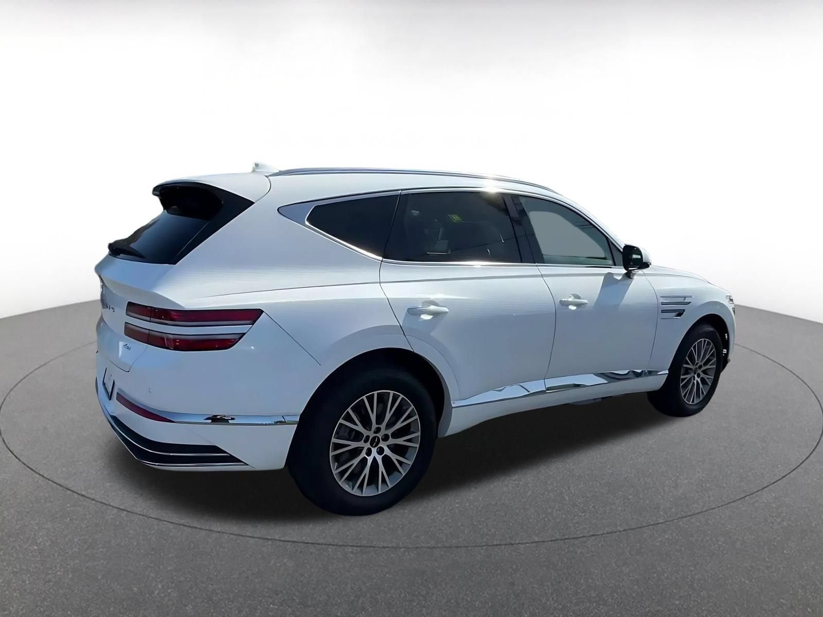 Thumbnail: 2026 Genesis GV80 - 13