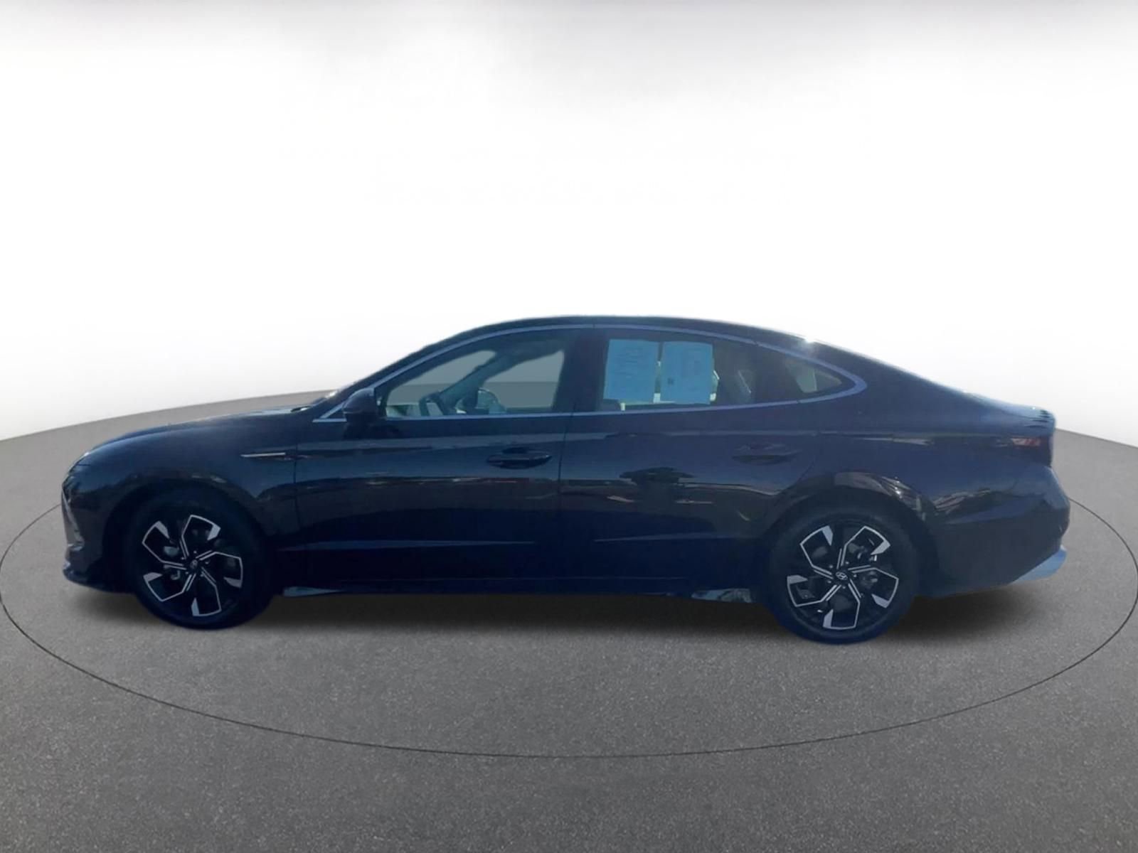 Thumbnail: 2025 Hyundai Sonata - 9