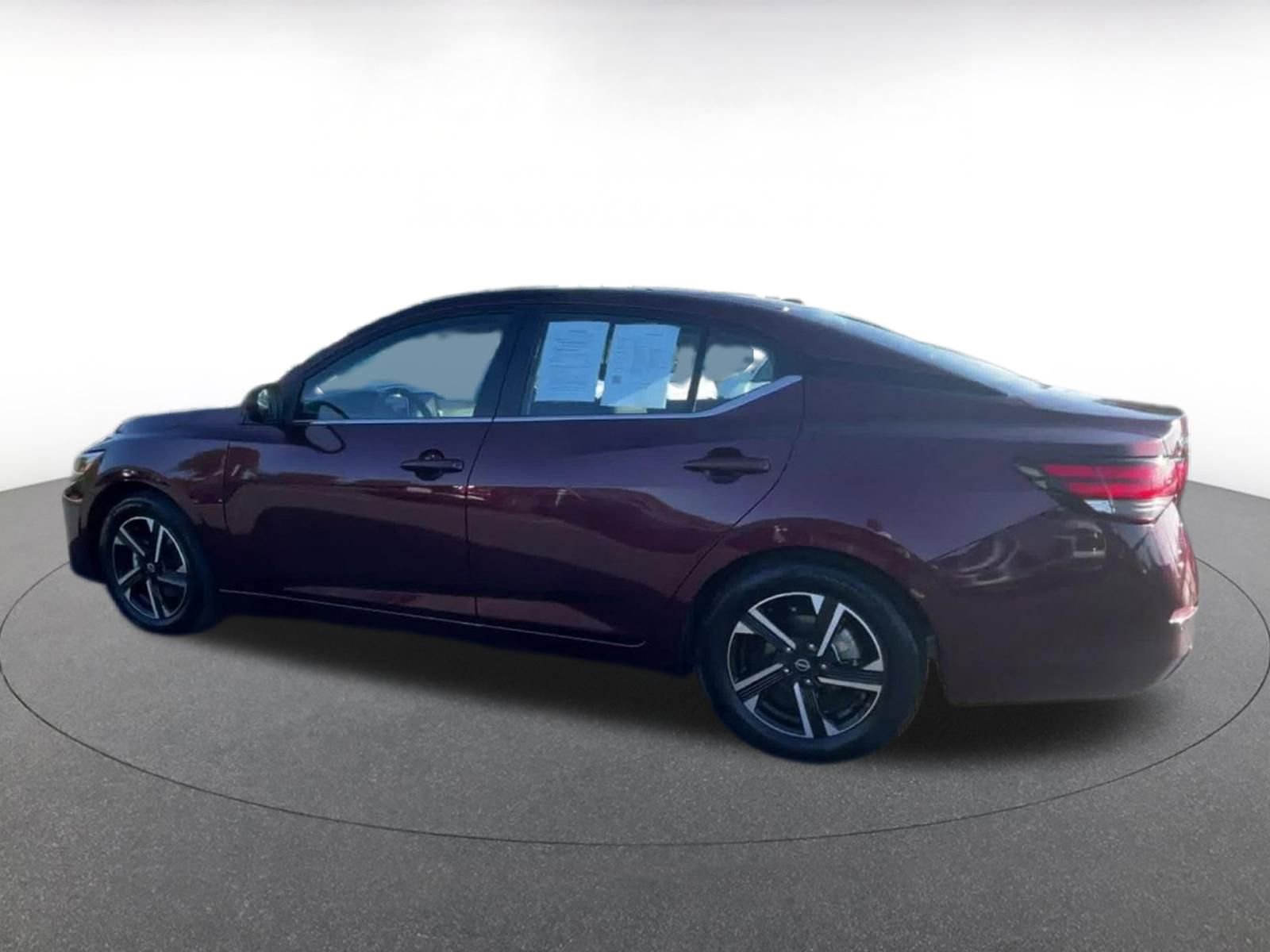 Thumbnail: 2025 Nissan Sentra - 10