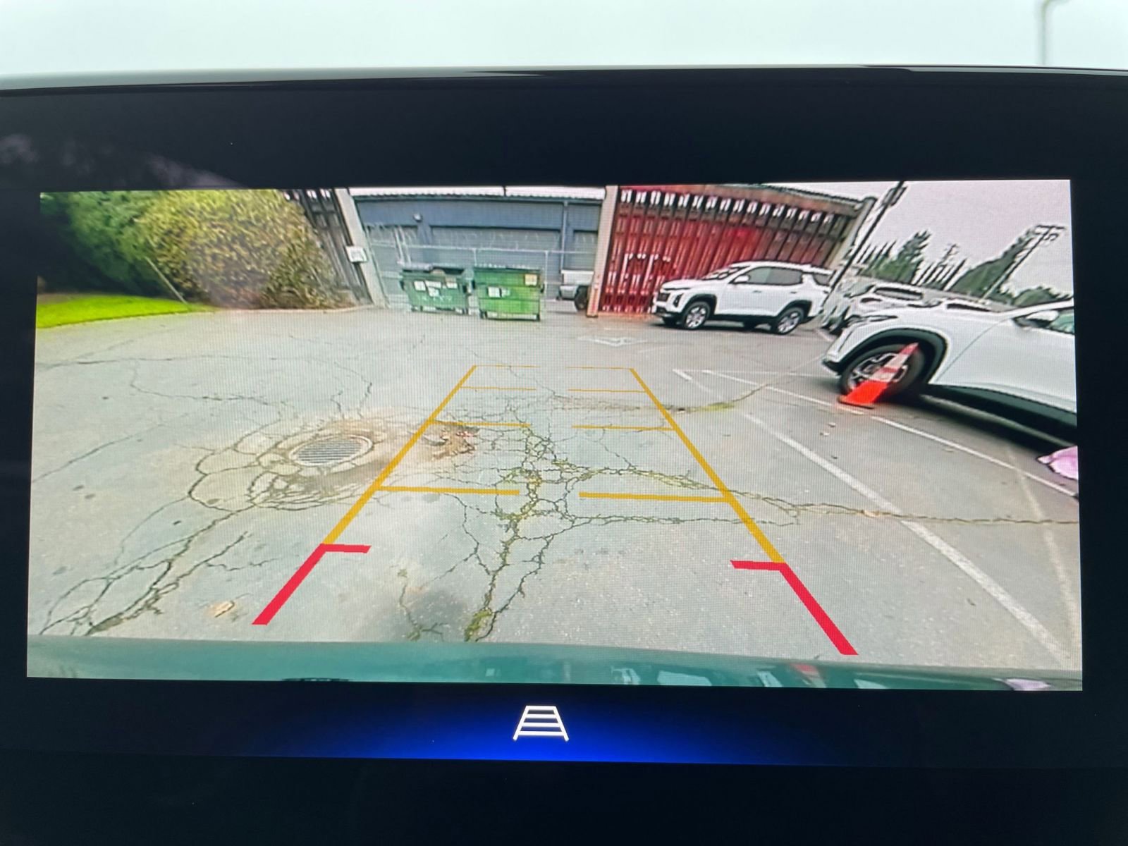 Thumbnail: 2025 Chevrolet Trax - 17