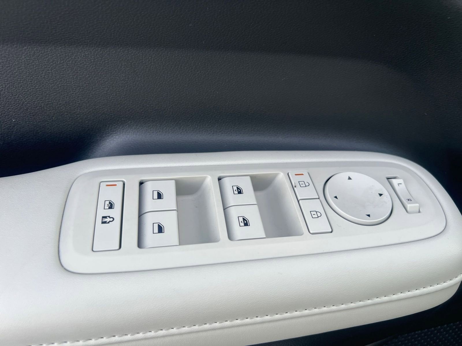 Thumbnail: 2025 Hyundai Santa Fe - 20