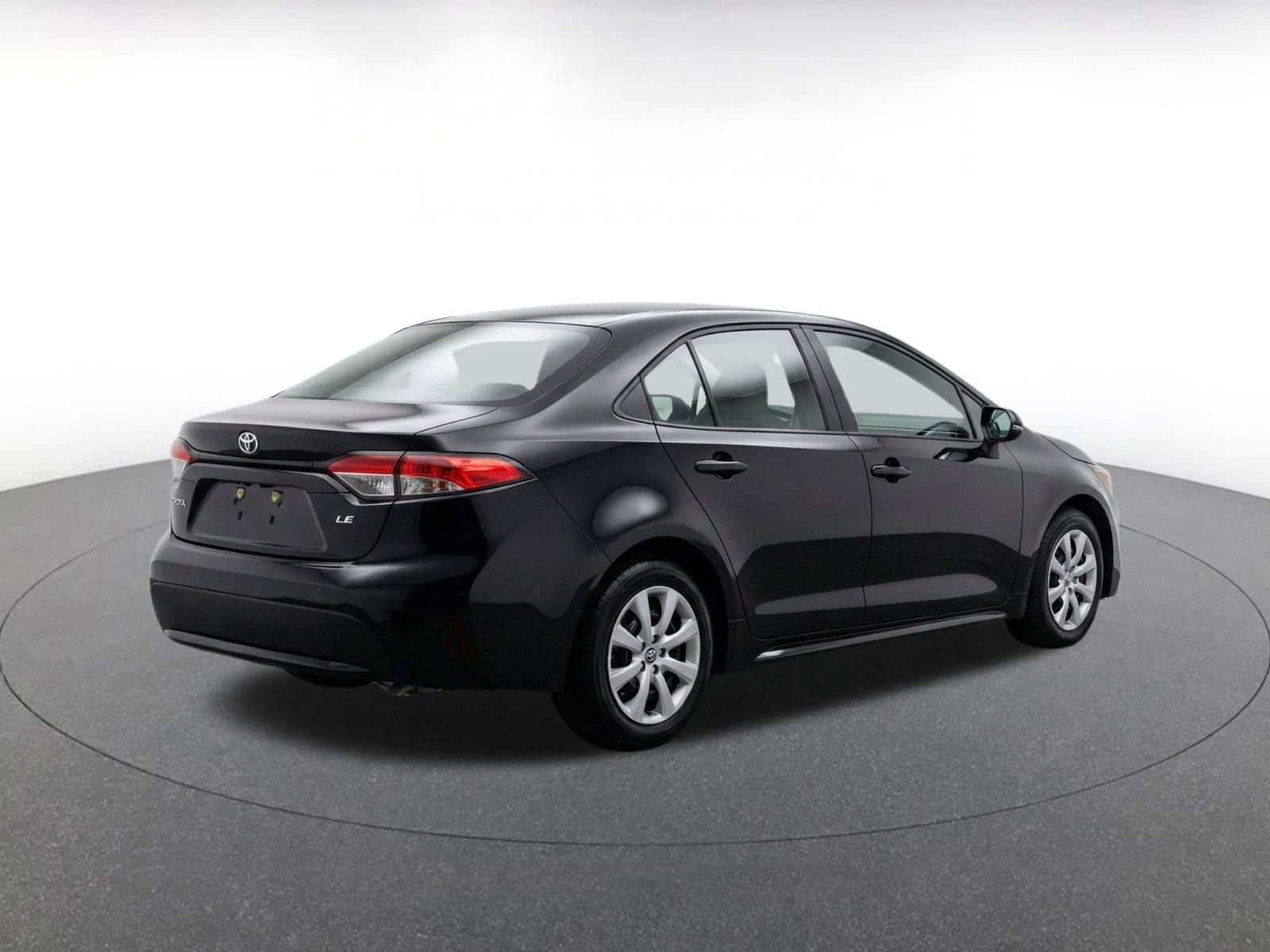 Thumbnail: 2025 Toyota Corolla - 9