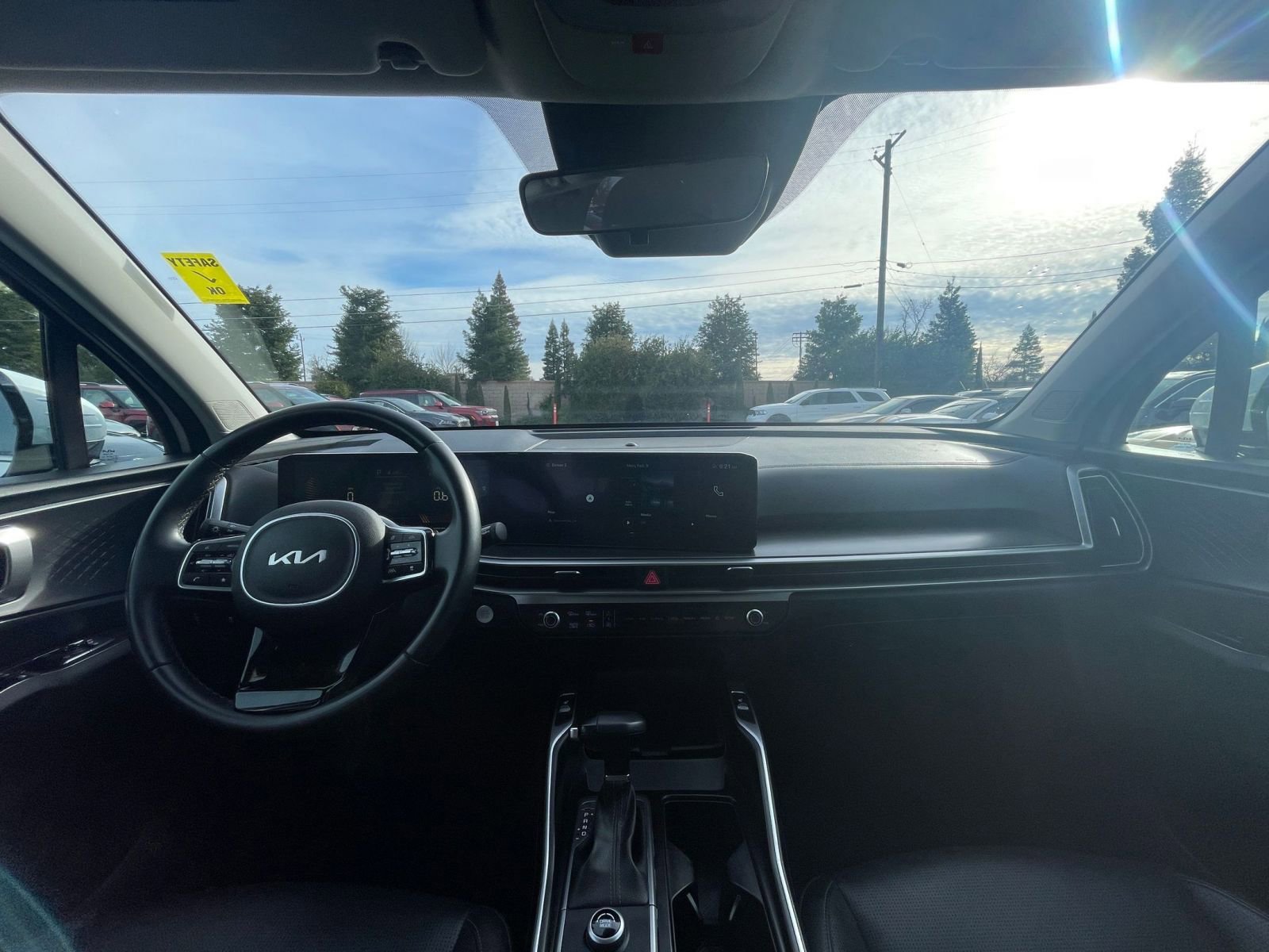 Thumbnail: 2024 Kia Sorento - 29