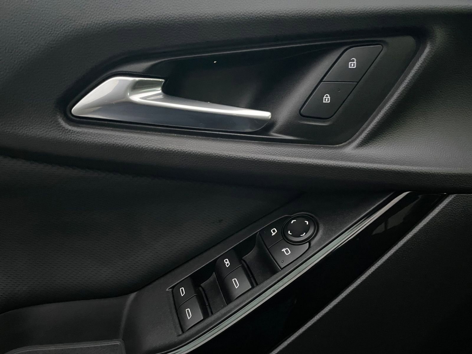 Thumbnail: 2025 Chevrolet Equinox - 20