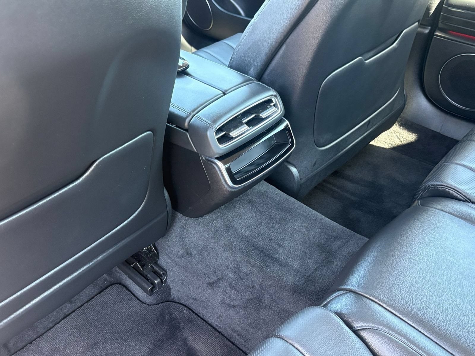 Thumbnail: 2026 Genesis G80 - 24