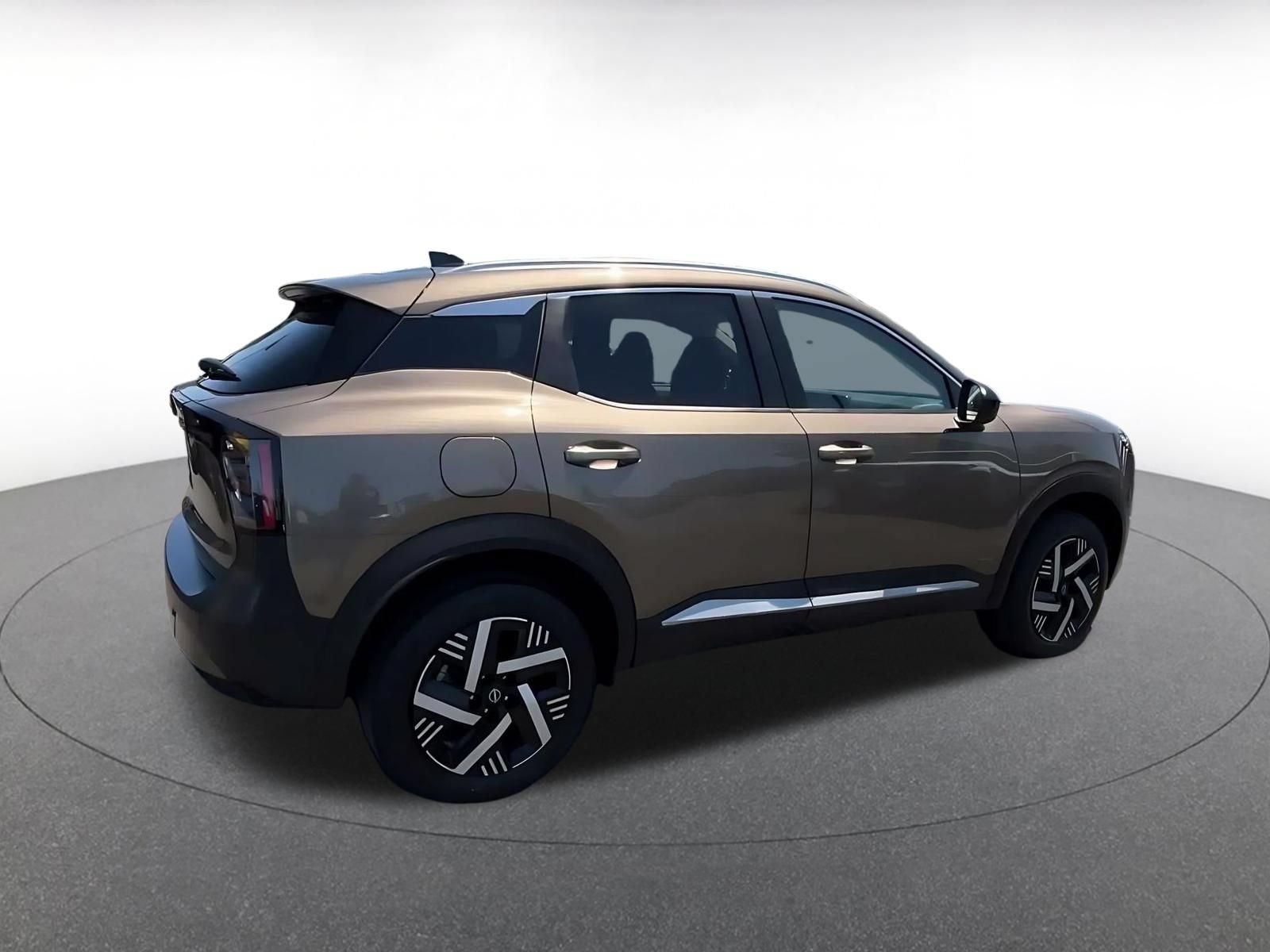 Thumbnail: 2026 Nissan Kicks - 14