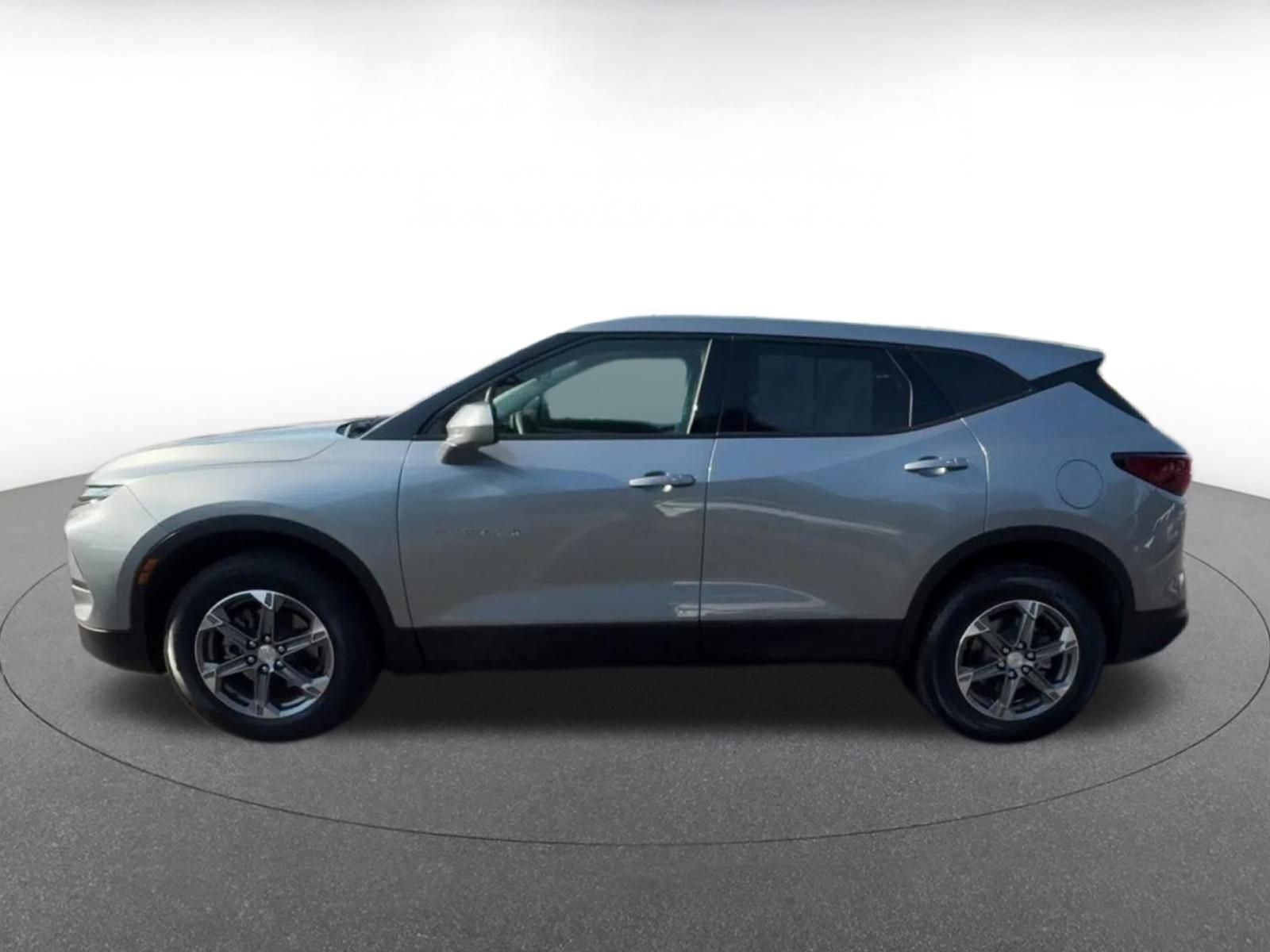 Thumbnail: 2025 Chevrolet Blazer - 9