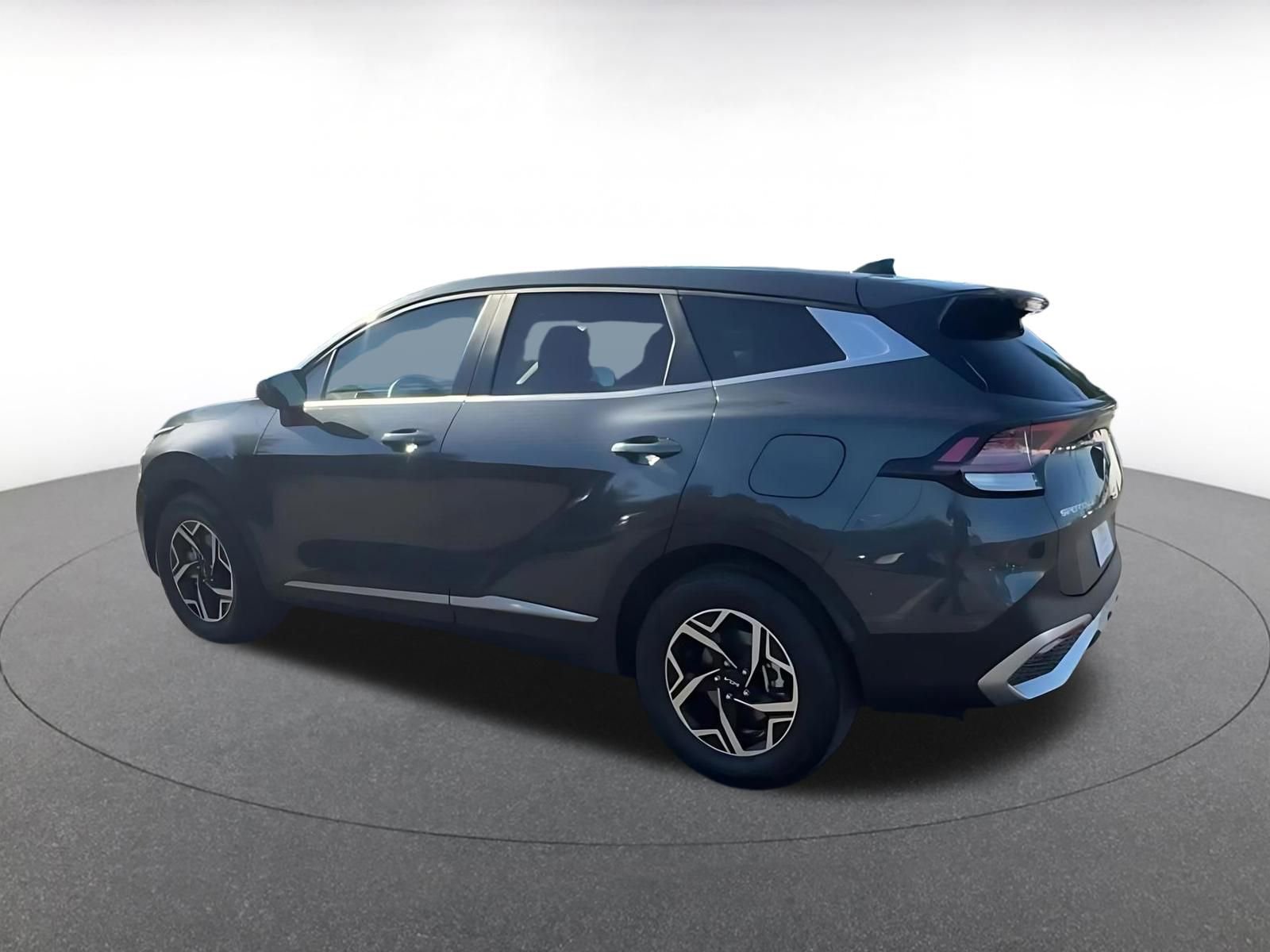 Thumbnail: 2025 Kia Sportage - 10