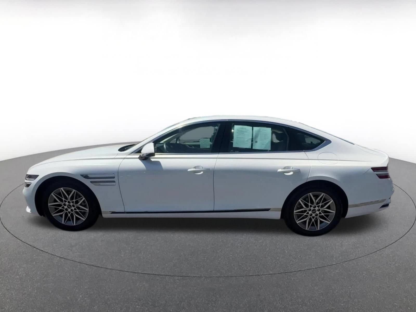 Thumbnail: 2026 Genesis G80 - 9