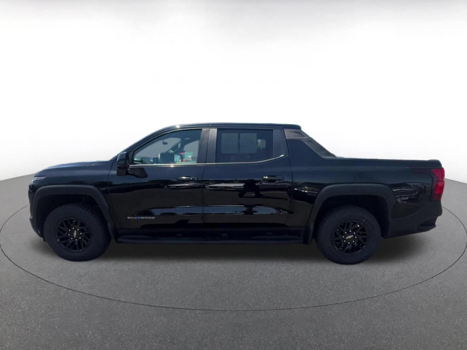 Thumbnail: 2024 Chevrolet Silverado EV - 9