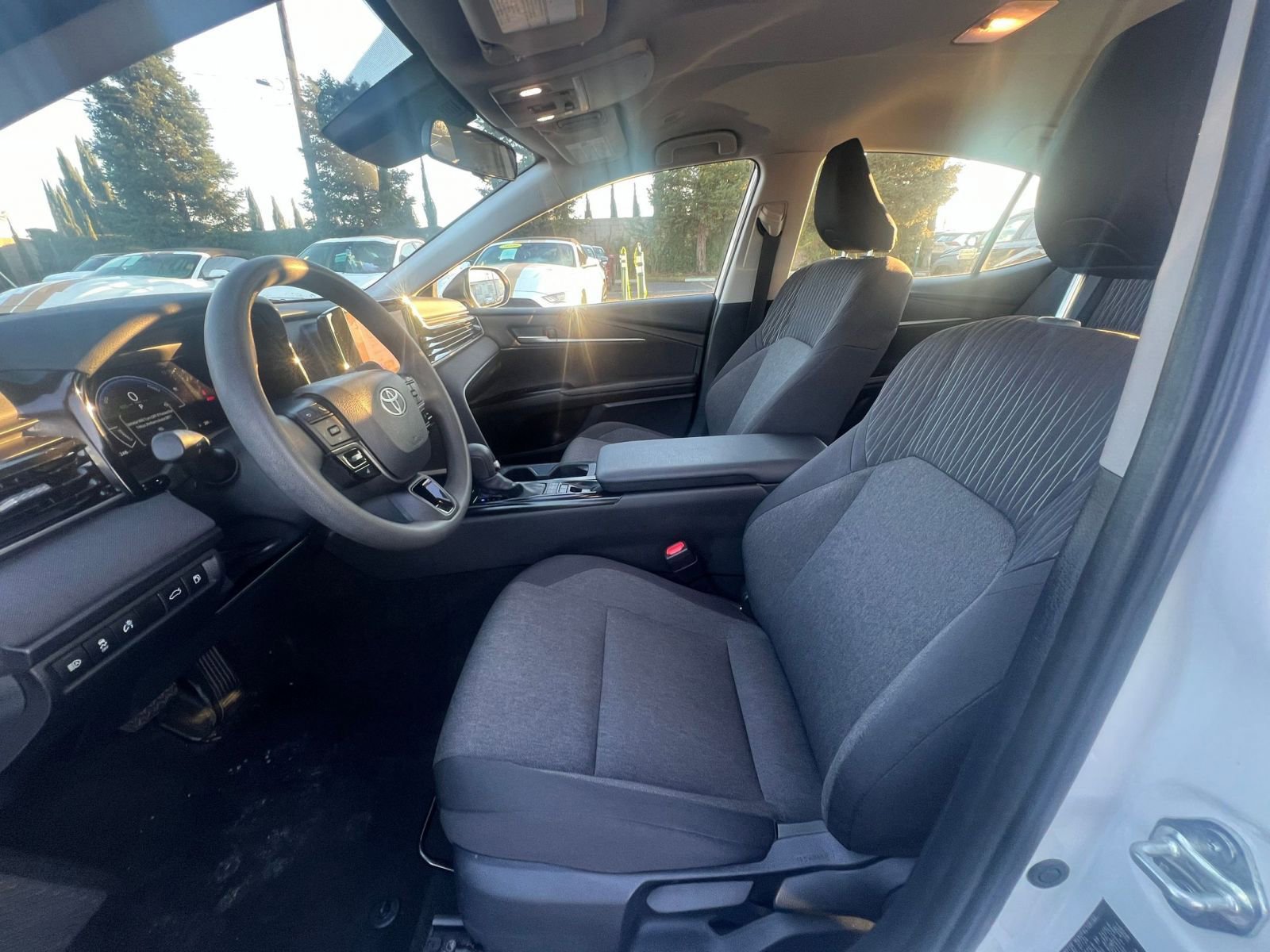 Thumbnail: 2025 Toyota Camry - 27