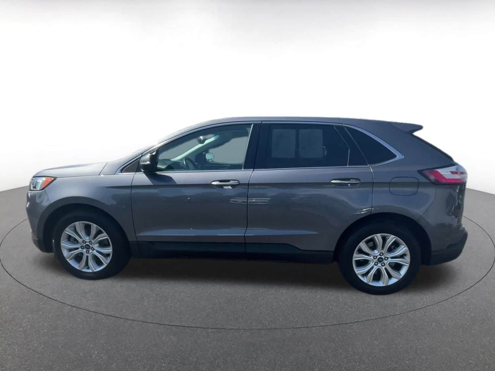 Thumbnail: 2022 Ford Edge - 9