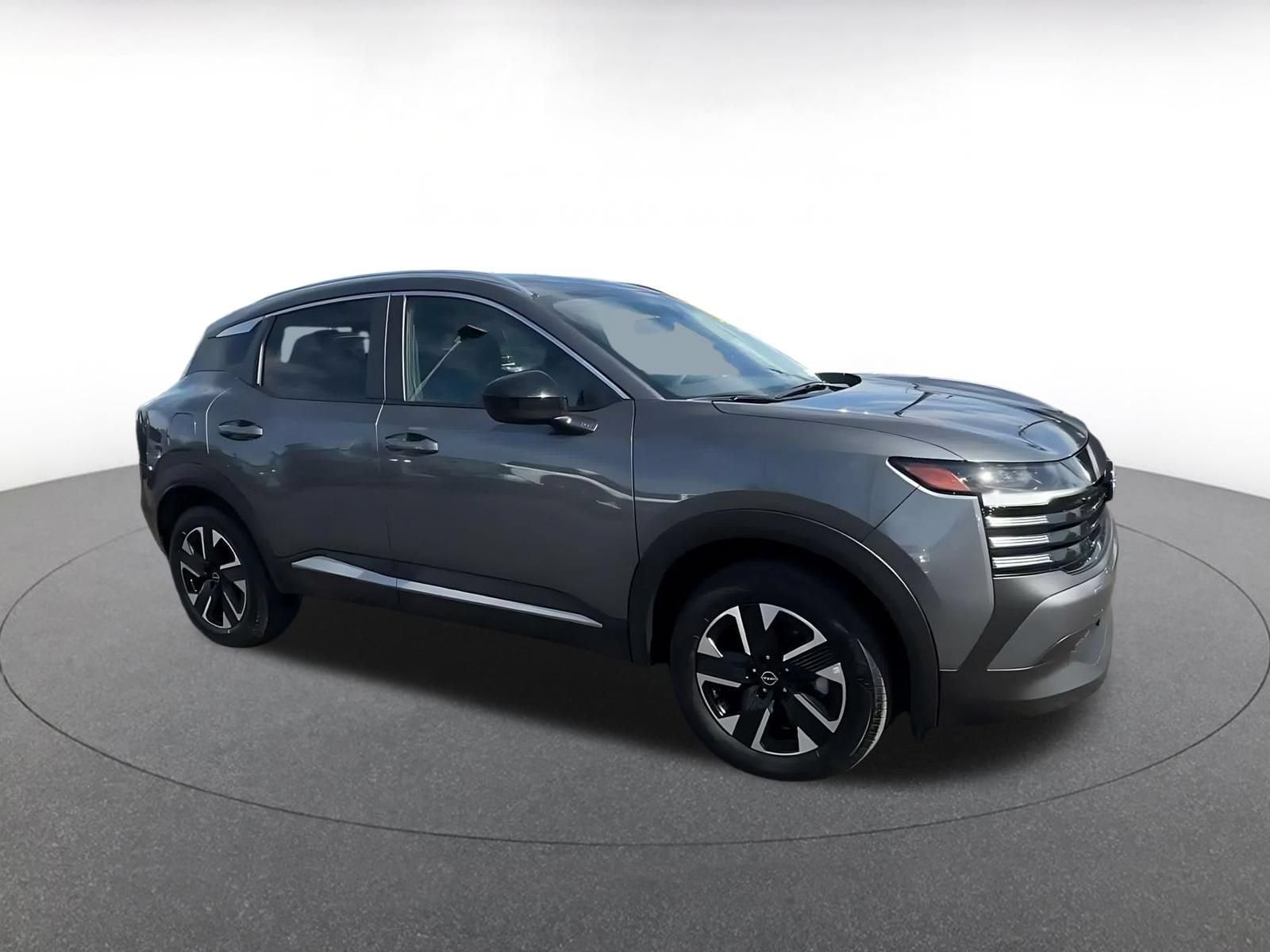 Thumbnail: 2026 Nissan Kicks - 2