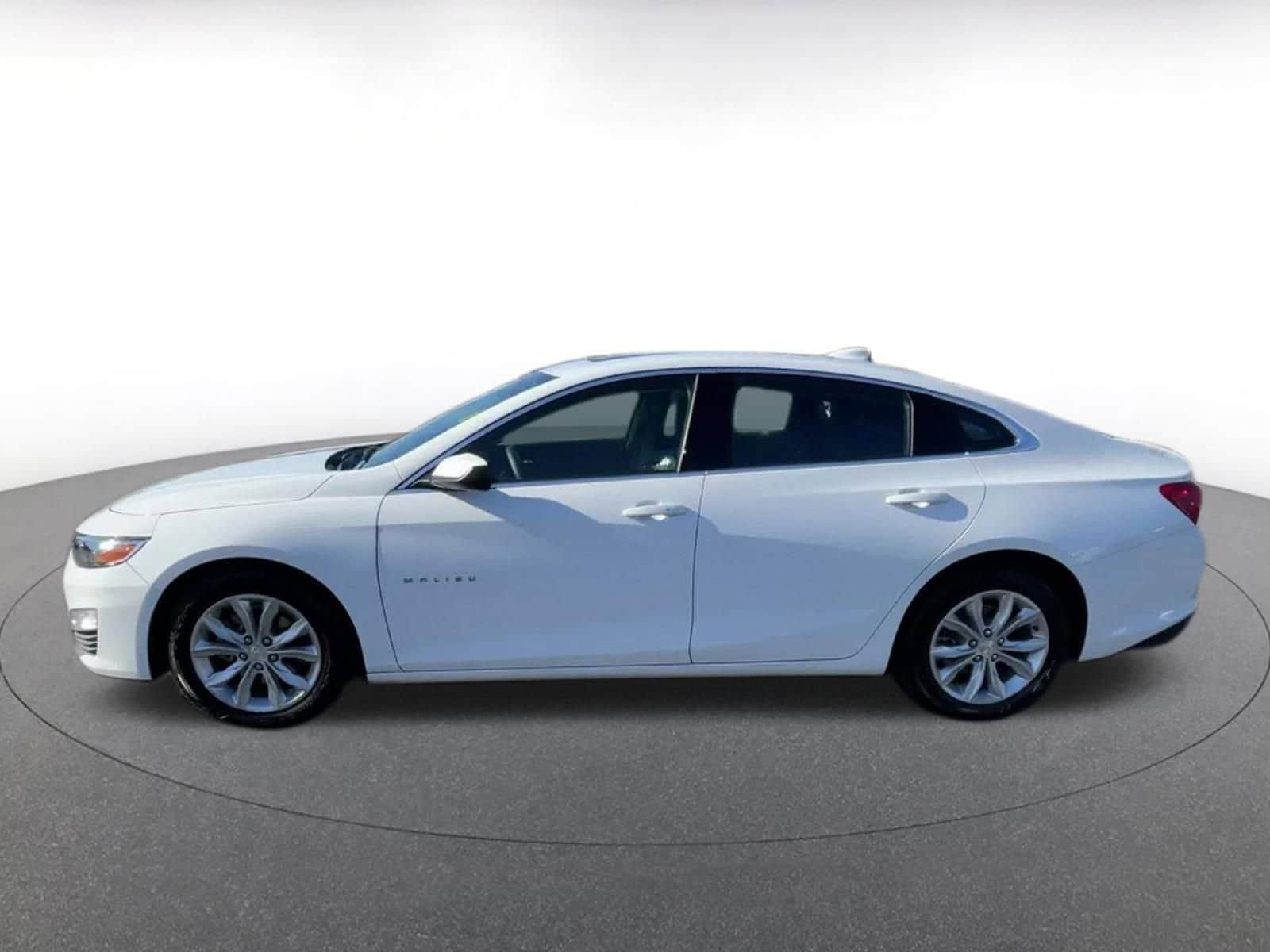 2024 Chevrolet Malibu LT 8