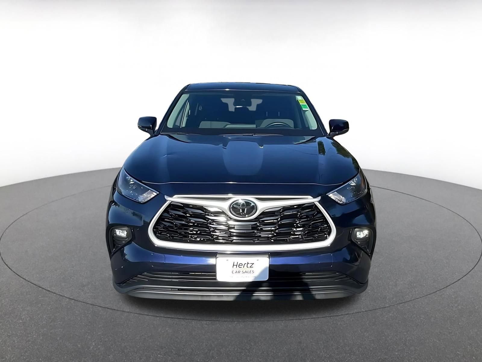 Thumbnail: 2025 Toyota Highlander - 4