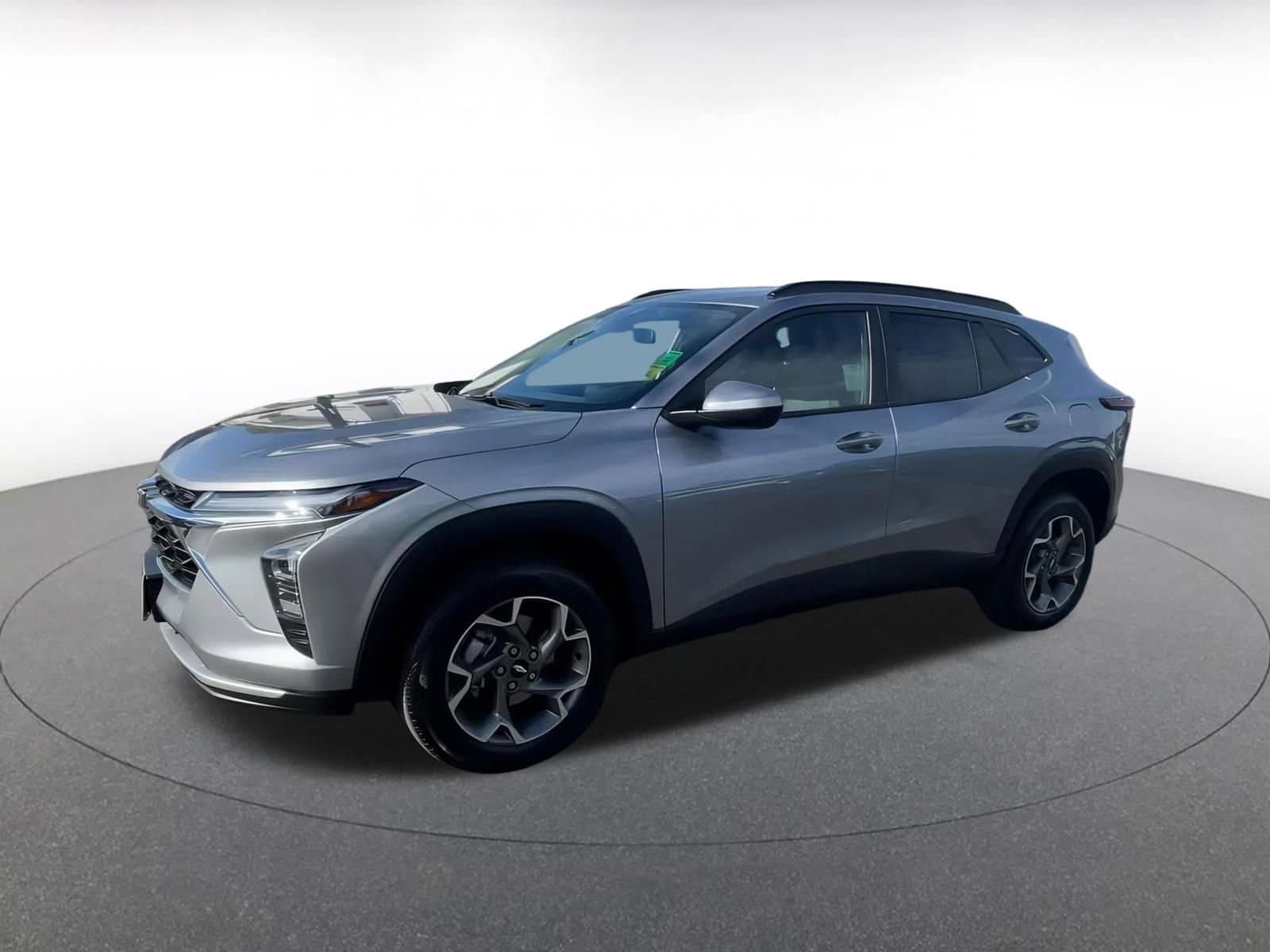 Thumbnail: 2025 Chevrolet Trax - 8