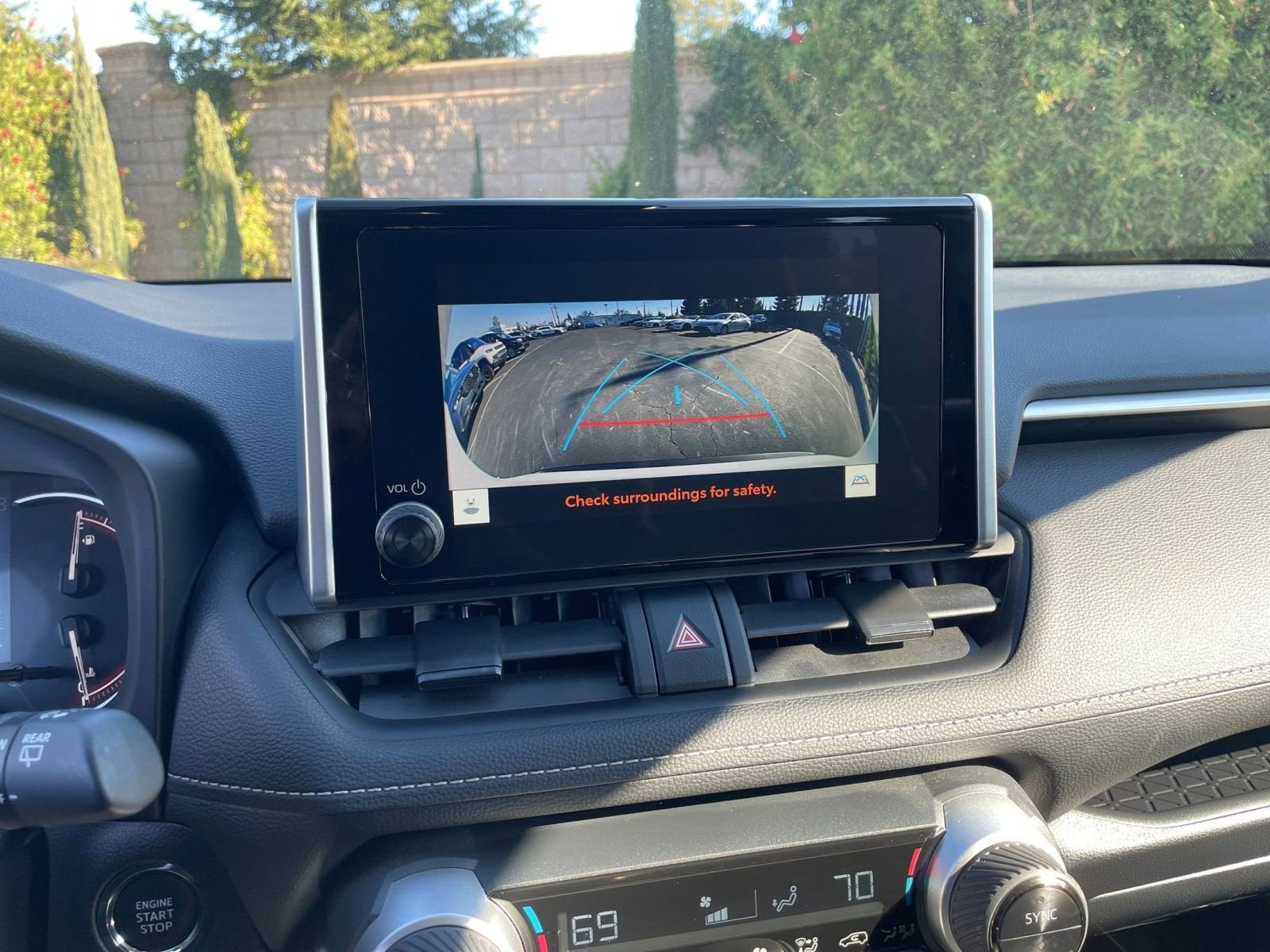 Thumbnail: 2025 Toyota RAV4 - 17