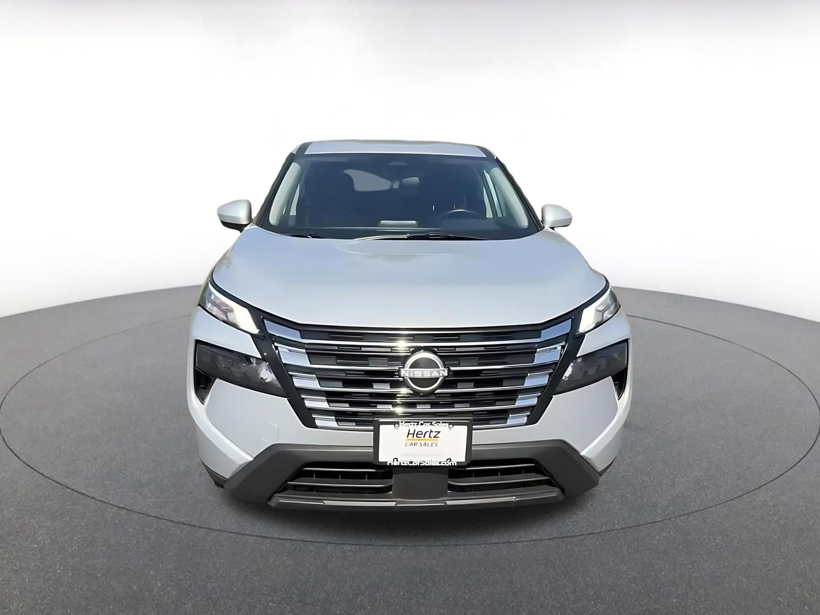 Thumbnail: 2025 Nissan Rogue - 4