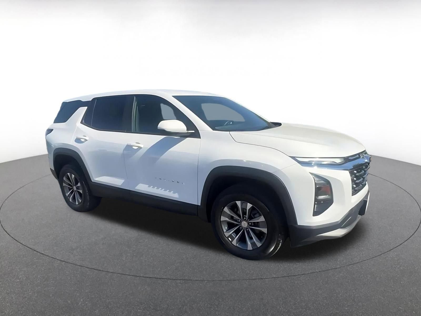 Thumbnail: 2025 Chevrolet Equinox - 2